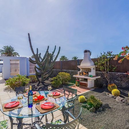 Villa Castillo Del Aguila By Villa Plus Playa Blanca  Extérieur photo